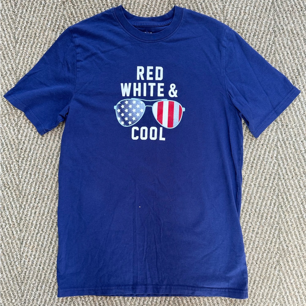 “ RED WHITE AND COOL” navy blue t-shirt - children’s 16-18/woman’s S